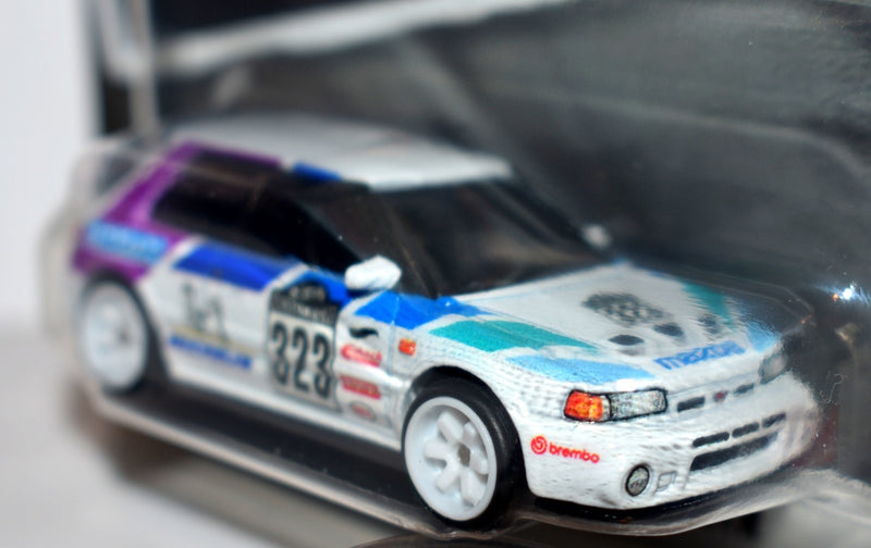 Hot Wheels - Premium -  Modern Classics - Mazda 323 GTR
