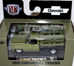 M2 Machines Auto-Thentics -  1973 Chevy Cheyenne Super 10 Squarebody Stake Truck