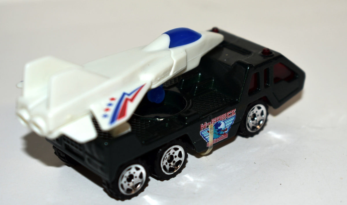 Matchbox    Transporter Vehicle with Jet
