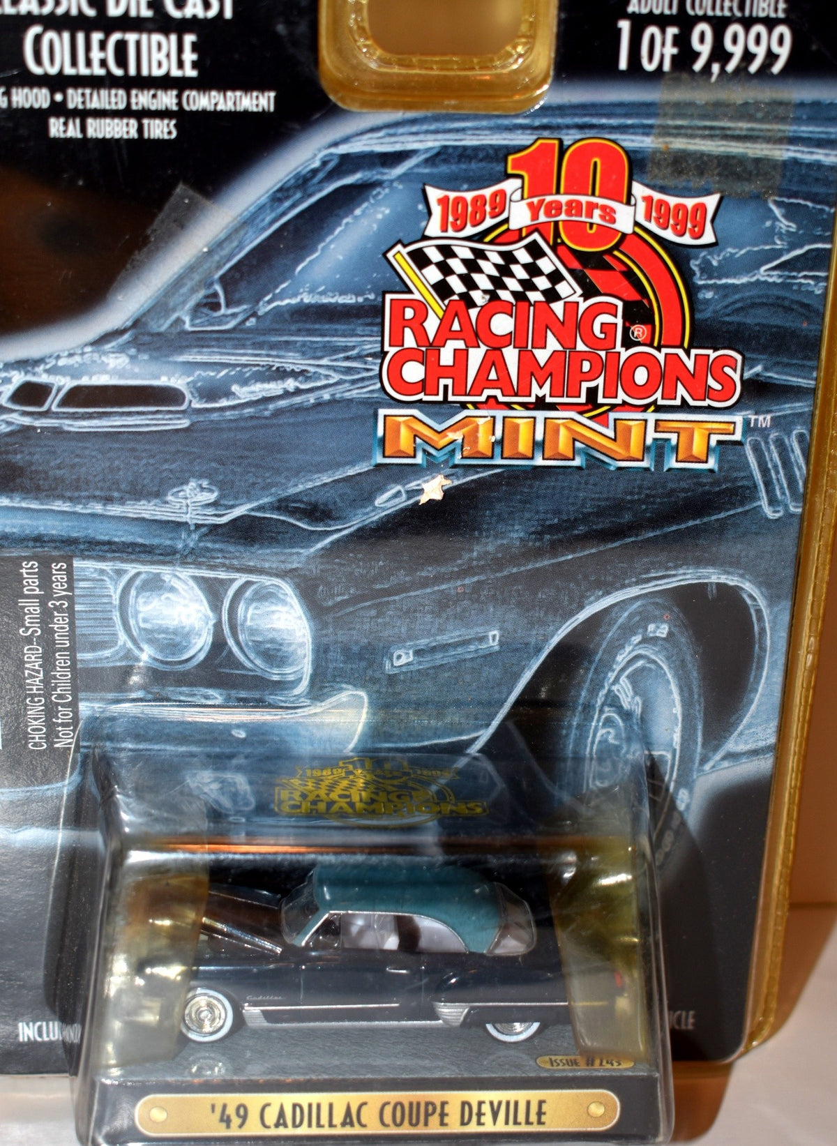 Racing Champions Mint Series - 1949 Cadillac Coupe DeVille