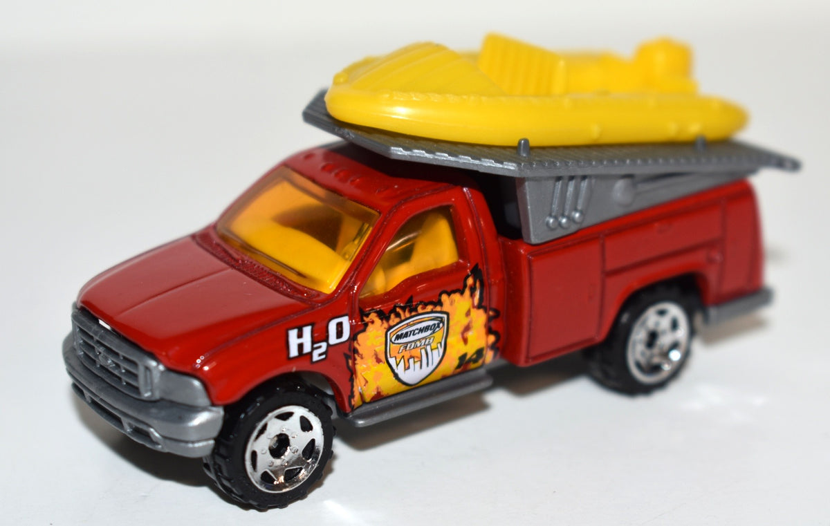 Matchbox - Ford F-250 Superduty Fire Rescue Truck with Raft