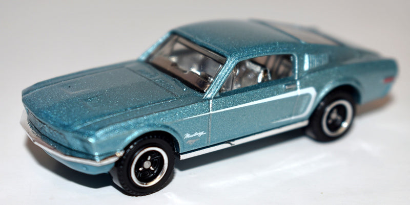 Matchbox -  1968 Ford Mustang Fastback (Retooled)