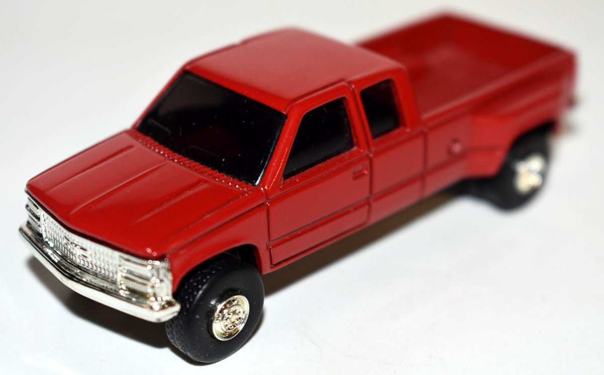 ERTL Vintage - Chevrolet Silverado Extended Cab Dually