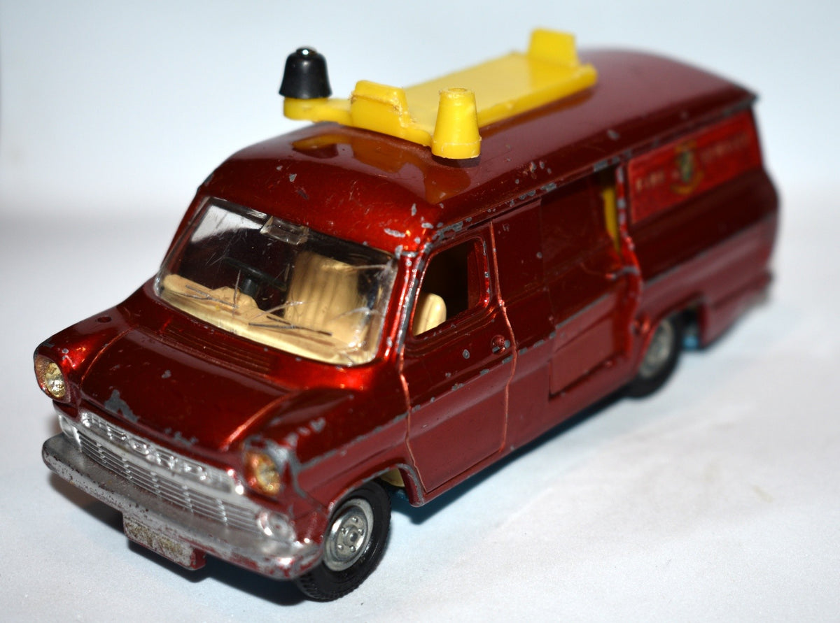 Dinky (260) Ford Transit Fire Appliance