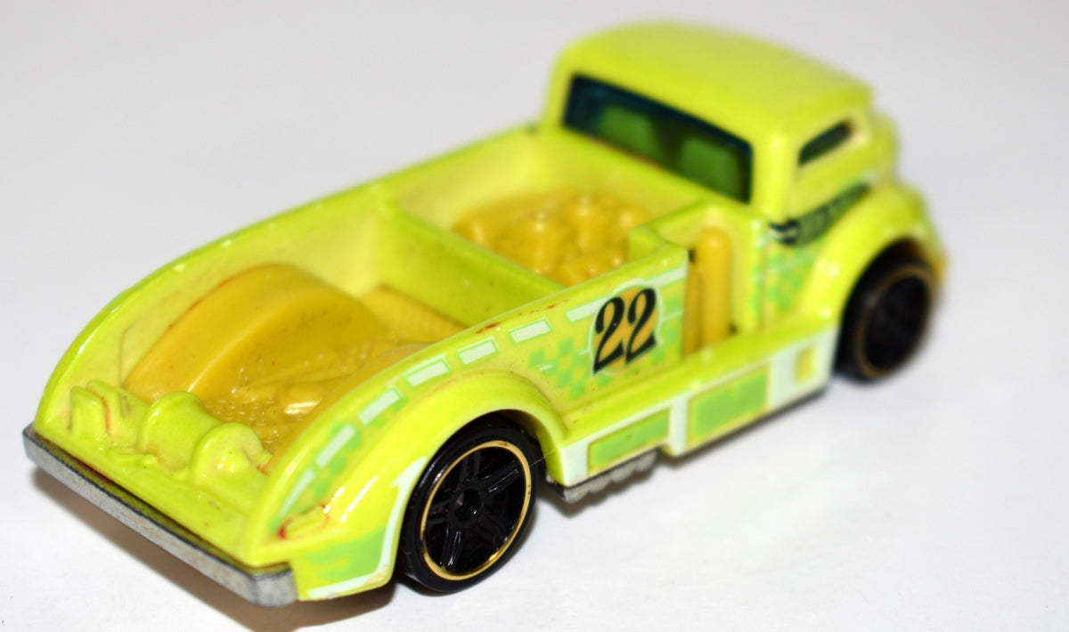 Hot Wheels - Color Reveal - Mig Rig custom mobile welding truck ...