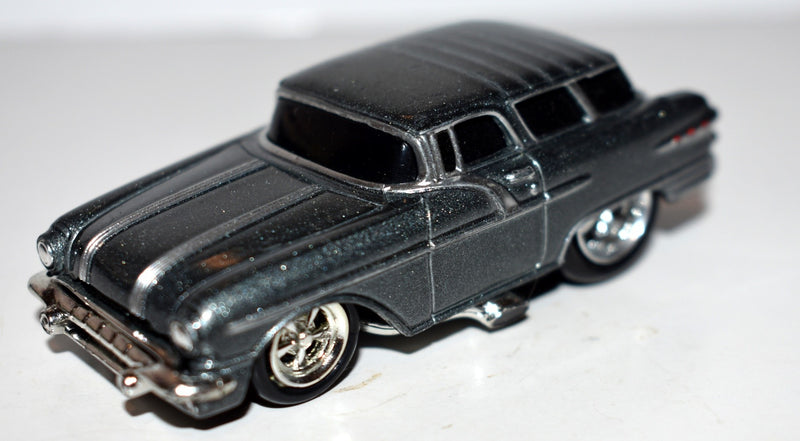 Muscle Machines    '56 Pontiac Safari Station Wagon