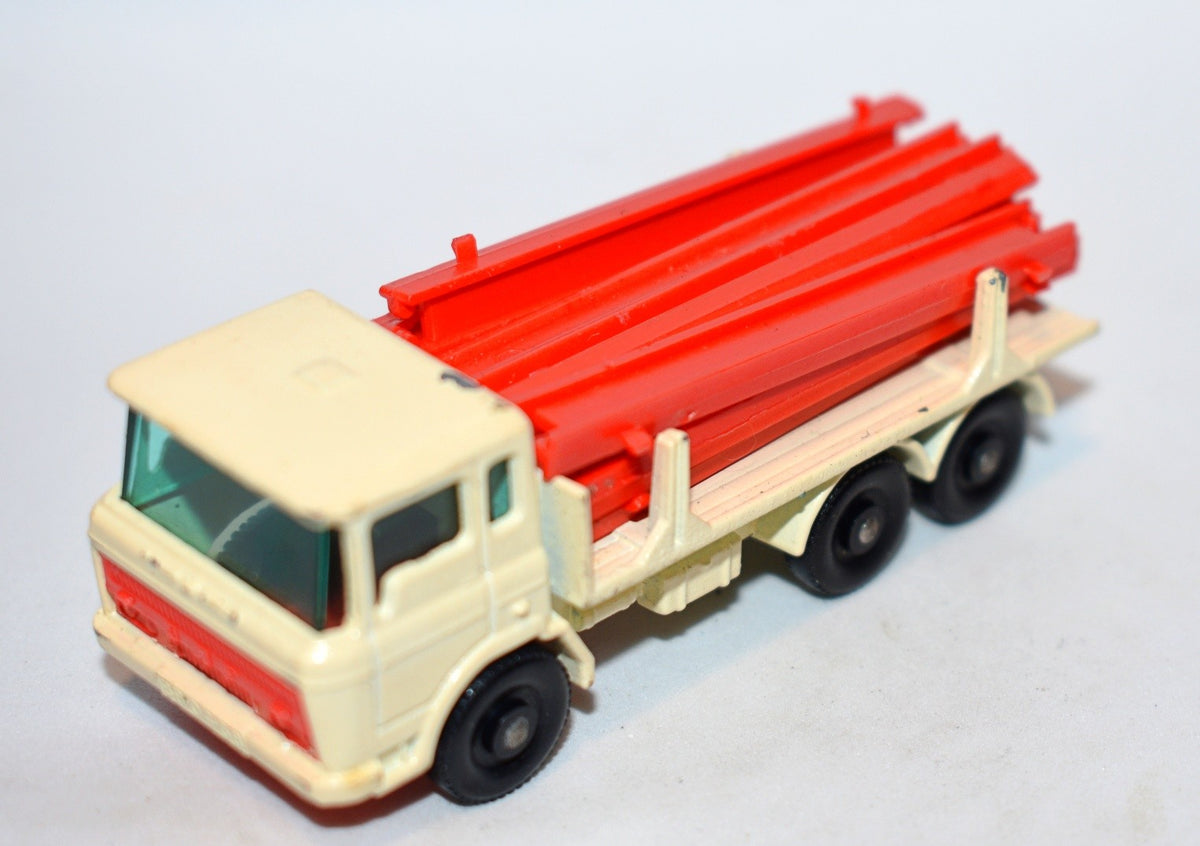 Matchbox Regular Wheels (58C-1) DAF Girder Truck