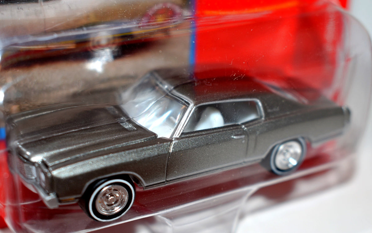 Johnny Lightning Chevy Thunder - Rare White Lightning - 1972 Chevrolet Monte Carlo