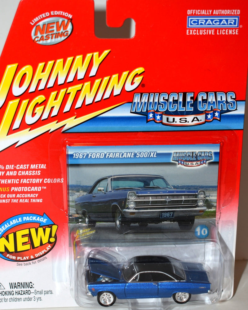 Johnny Lightning Muscle Cars USA -  1967 Ford Fairlane 500/XL