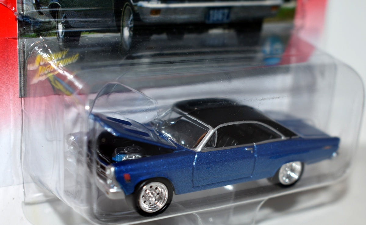 Johnny Lightning Muscle Cars USA -  1967 Ford Fairlane 500/XL