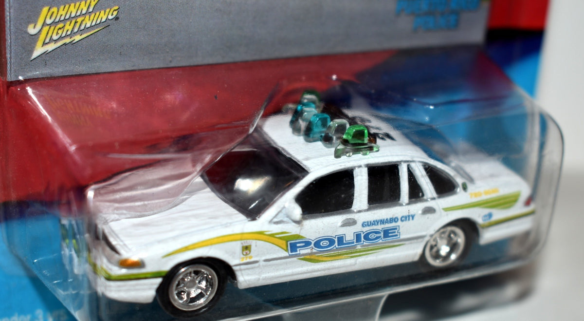 Johnny Lightning - American Blue Promo - Guaynabo City Puerto Rico Police Ford Crown Vic Patrol Car