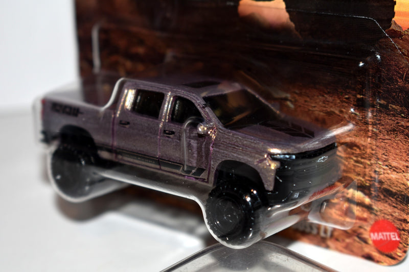 Hot Wheels Silver Series - Performance Trucks - 2019 Chevy Silverado Trail Boss LT