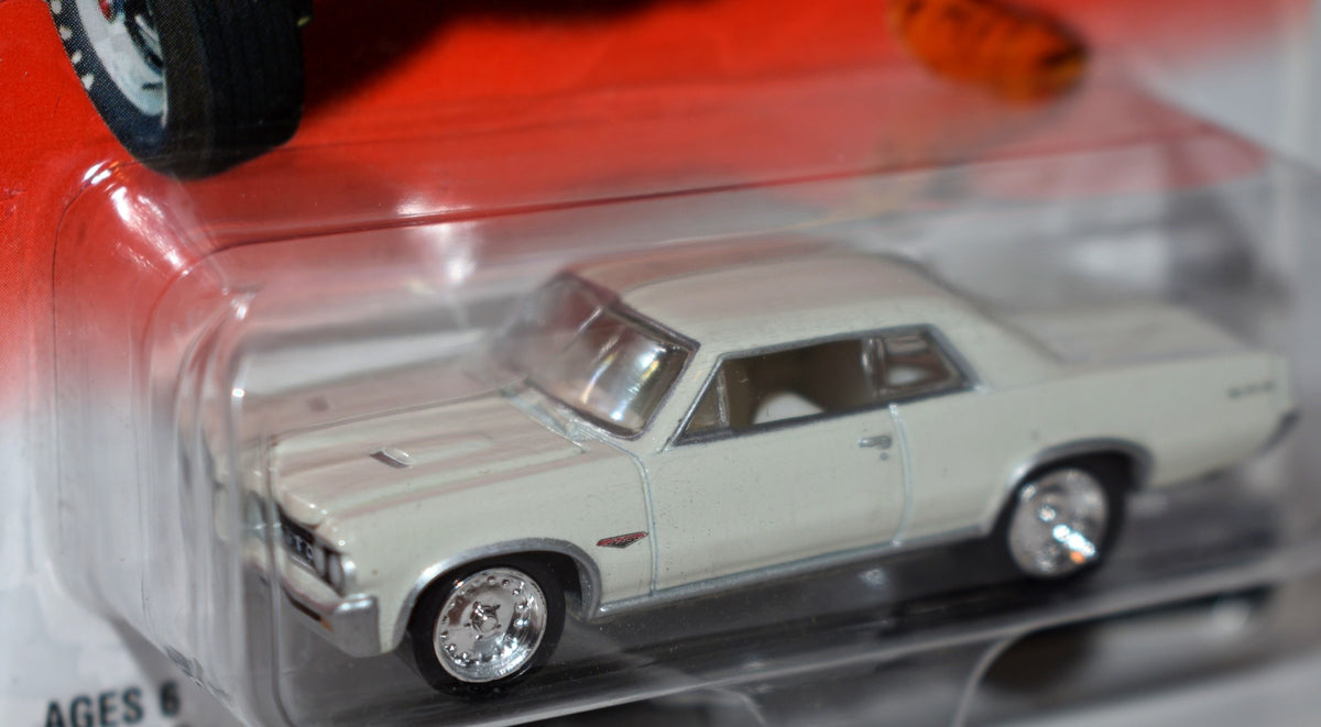 Johnny Lightning GTO Series - 1964 Pontiac GTO