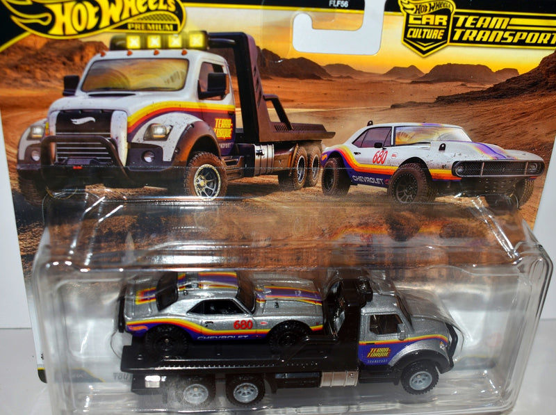 Hot Wheels Car Culture - Team Transport - 1967 Chevy Camaro Off-Road 4x4 and Flatbed Transporter