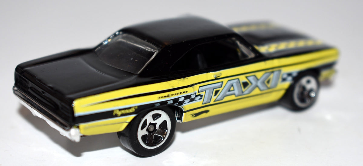 Hot Wheels 1970 Plymouth Road Runner Taxi Cab