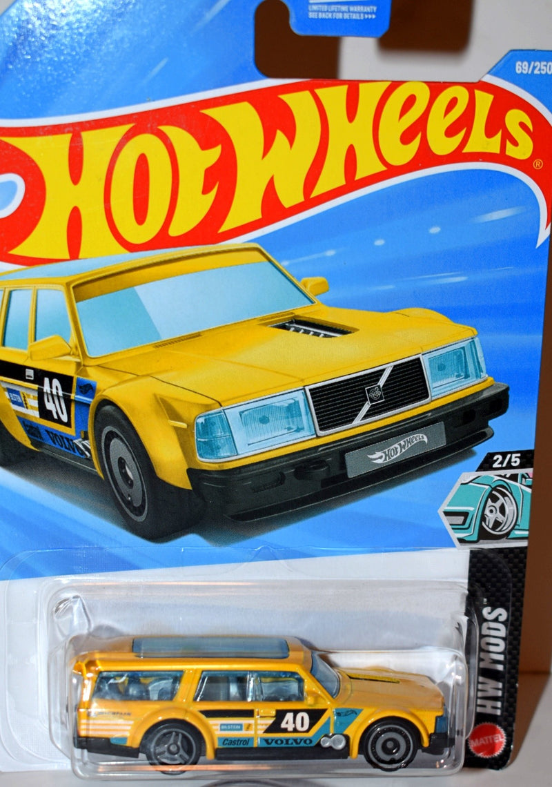 Hot Wheels - Volvo 240 Drift Station Wagon