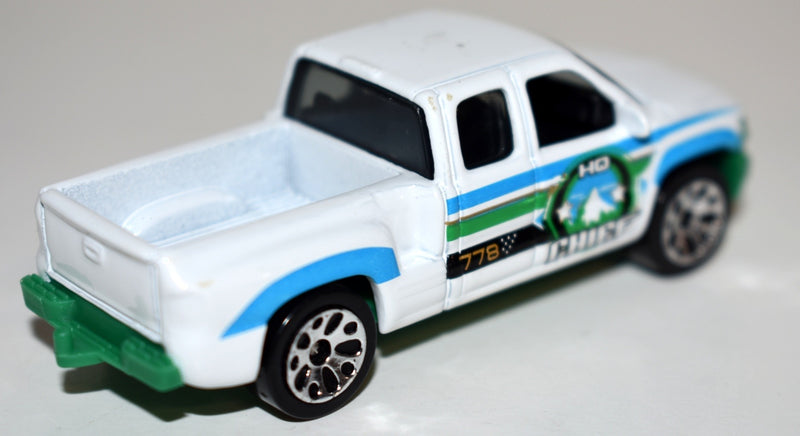 Matchbox - Chevrolet Silverado National Parks Chief Pickup Truck