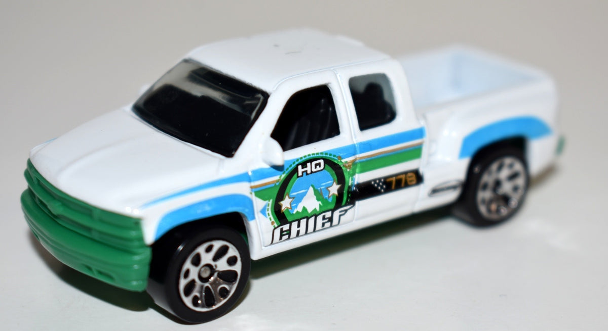 Matchbox - Chevrolet Silverado National Parks Chief Pickup Truck