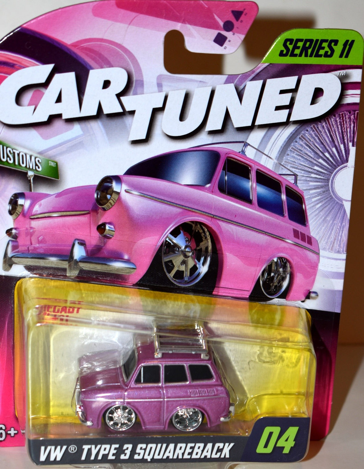 MGA Entertainment - Car Tuned - VW Type 3 Squareback Wagon