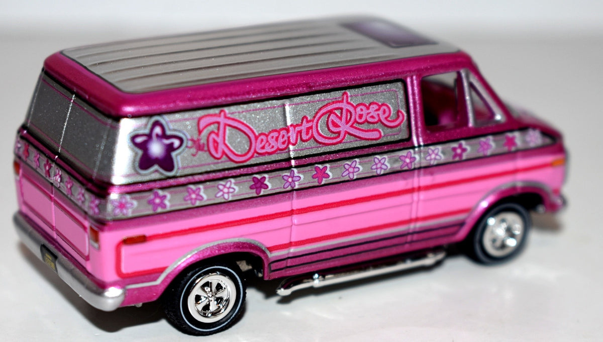 Johnny Lightning -  Desert Rose - 1975 Chevrolet G20 Custom Van