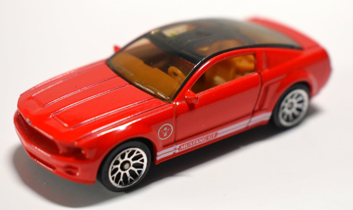 Matchbox - New for 2005 - Ford Mustang GT Concept