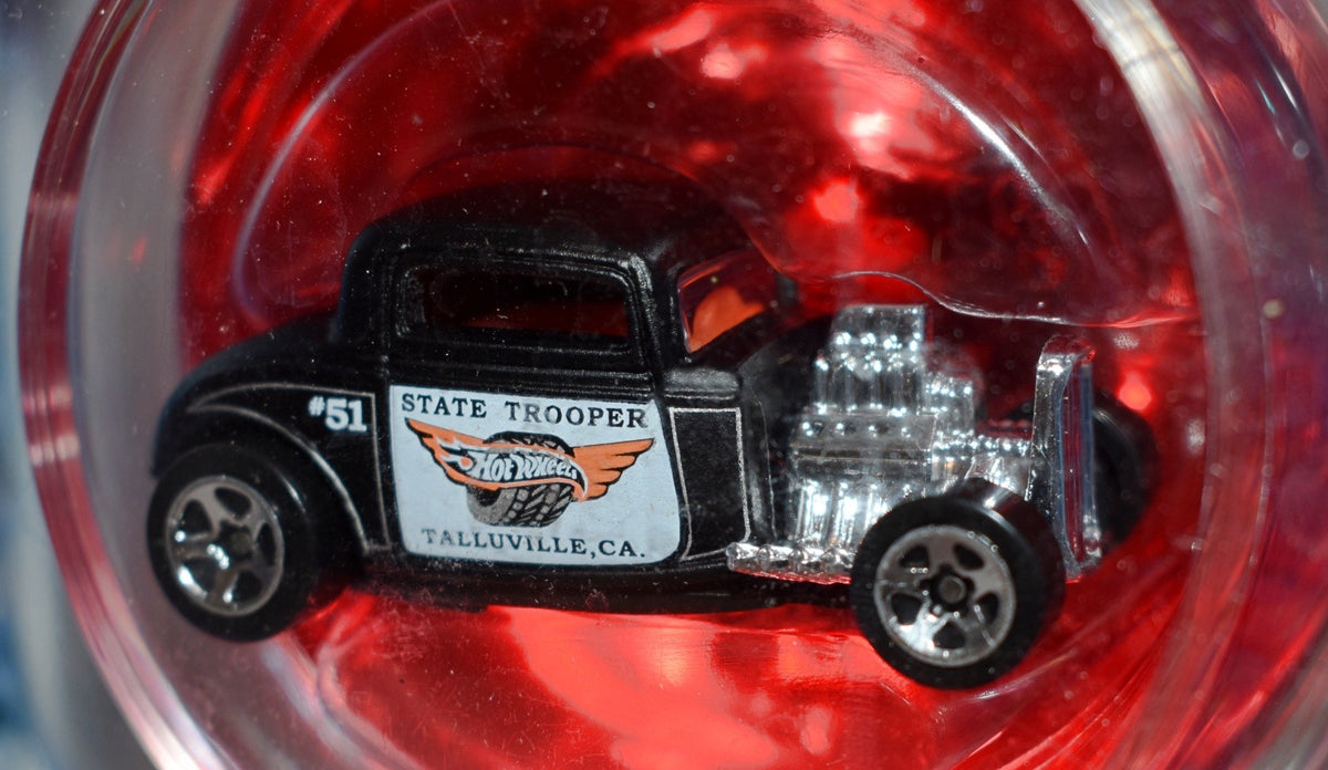 Hot Wheels Holiday Decoration series - 32 Ford State Trooper