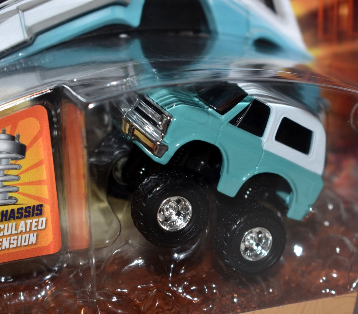 MGA Entertainment - CarTuned Lifted - 1969 Chevy K5 Blazer