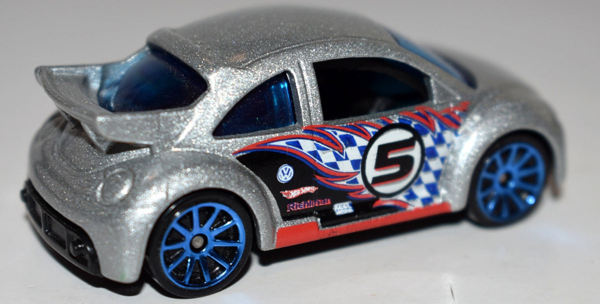 Hot Wheels - 2010 Mystery Car - Volkswagen Beetle Cup Car