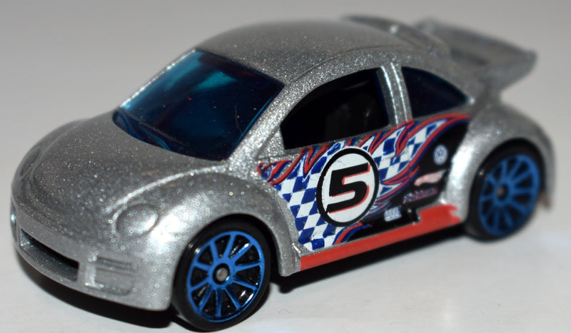 Hot Wheels - 2010 Mystery Car - Volkswagen Beetle Cup Car