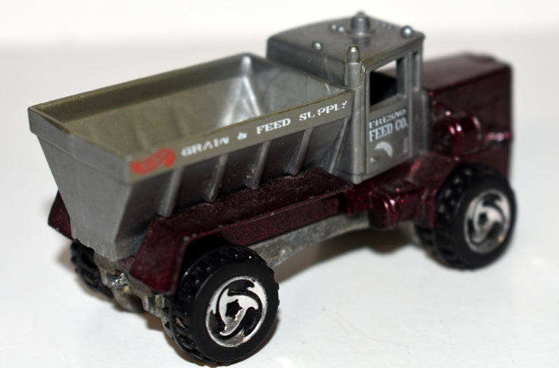 Hot Wheels - Oshkosh Grain and Feed Truck
