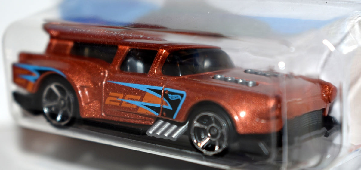 Hot Wheels - Gone Mad Custom Chevy Nomad