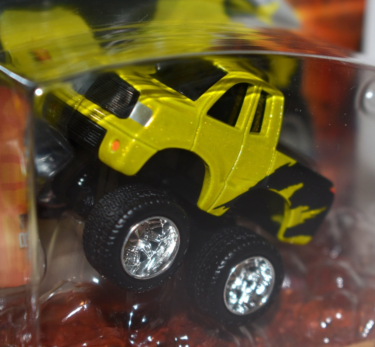 MGA Entertainment - CarTuned Lifted - 2010 Toyota Tundra