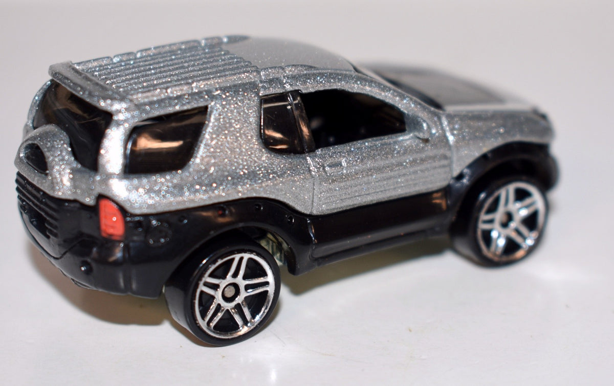 Hot Wheels 2000 First Editions Series - 1999 Isuzu VehiCROSS