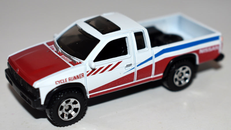 Matchbox Nissan Hardbody Cycle Runner Pickup Truck