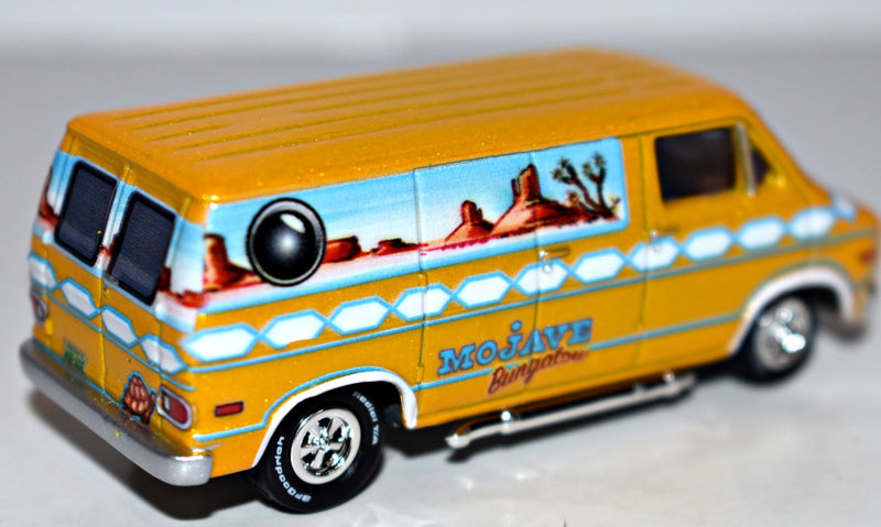 Johnny Lightning -  Mojave Bungalow - 1976 Dodge Tradesman Custom Van