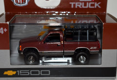 M2 Machines Auto-Thentics -  1993 Chevy Silverado 1500 4x4 Pickup Truck