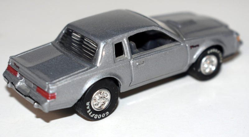 Johnny Lightning  - 1987 Buick Regal T-Type Turbo