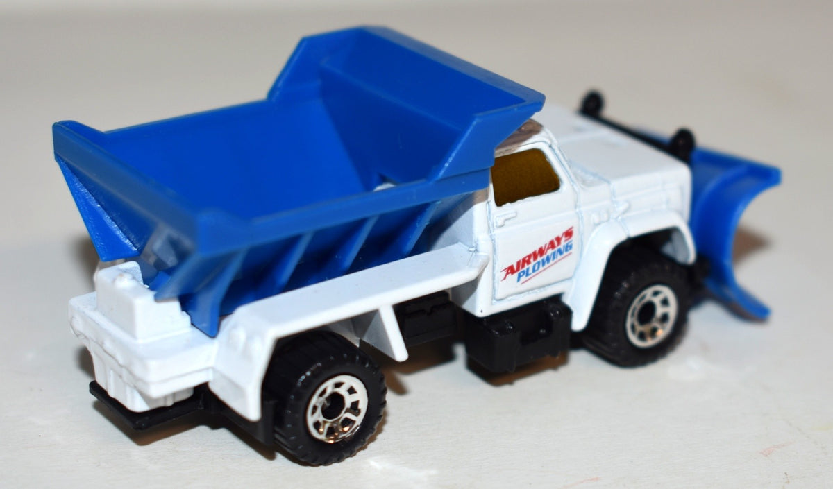 Matchbox - Chevrolet Airways Snow Plow and Salt Spreader