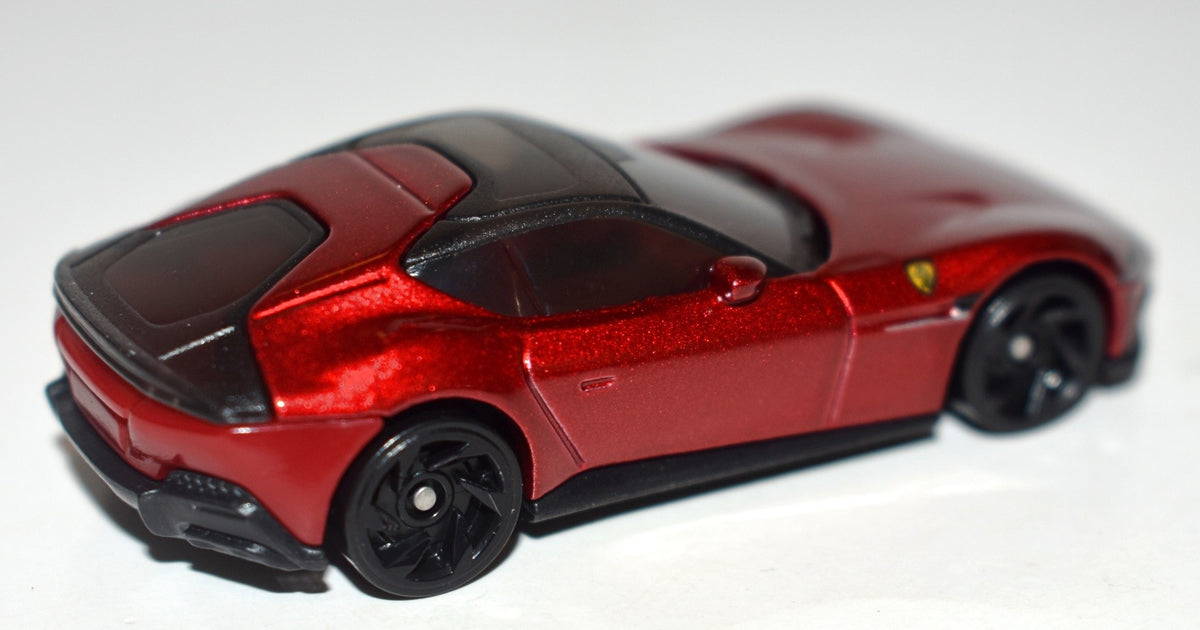 Hot Wheels -  Ferrari 12 Cylindri