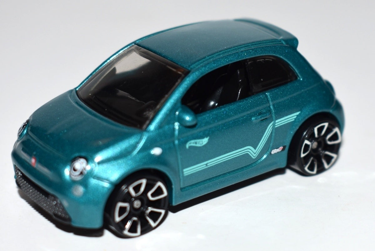 Hot Wheels - Fiat 500e EV