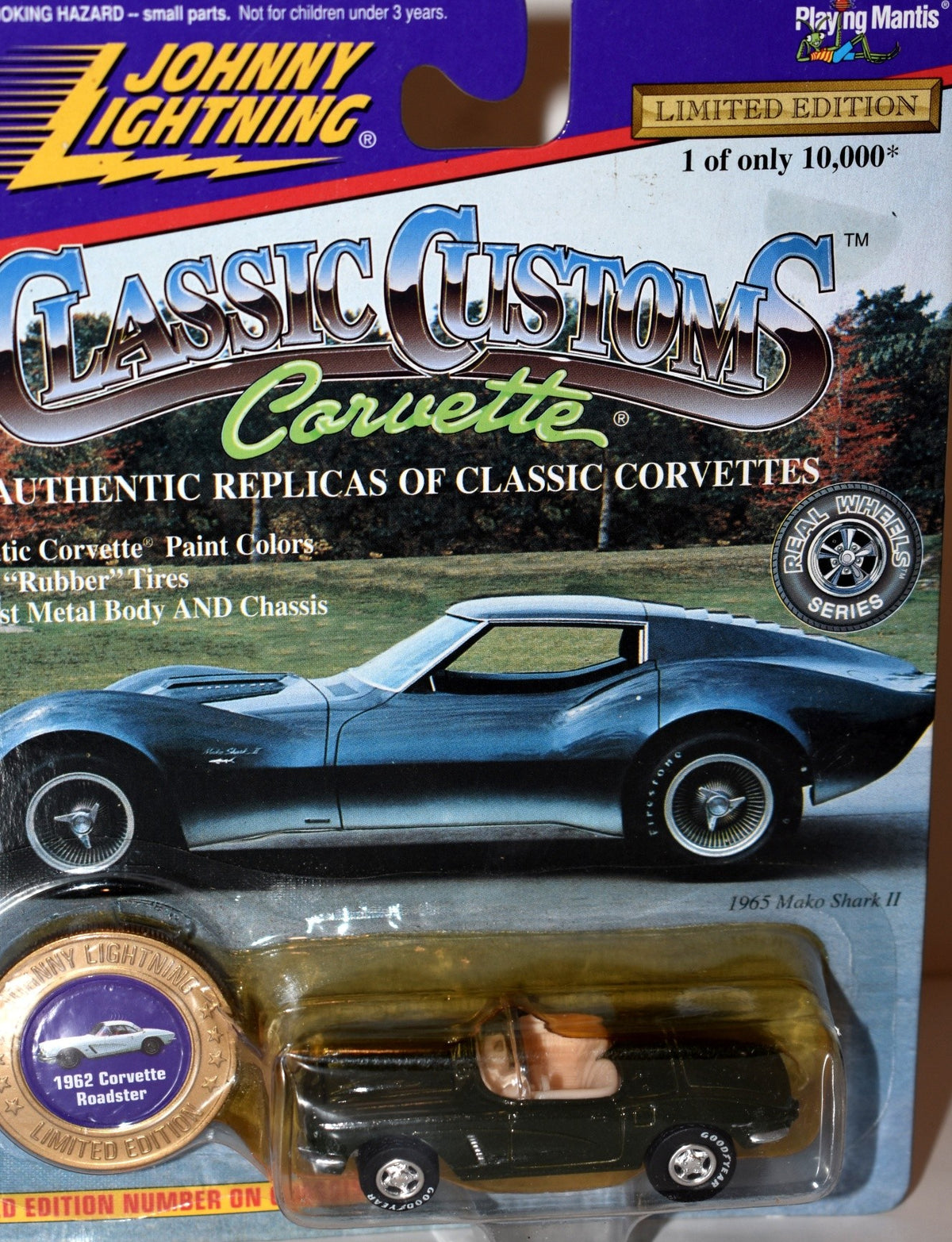 Johnny Lightning - Classic Customs Corvette - 1962 Chevreolet Corvette