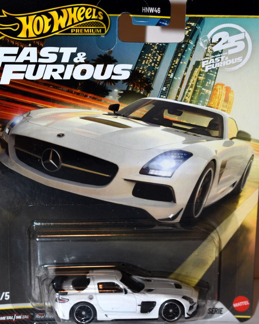 Hot Wheels Premium - Fast & Furious - Mercedes-Benz SLS AMG Coupe Black Series