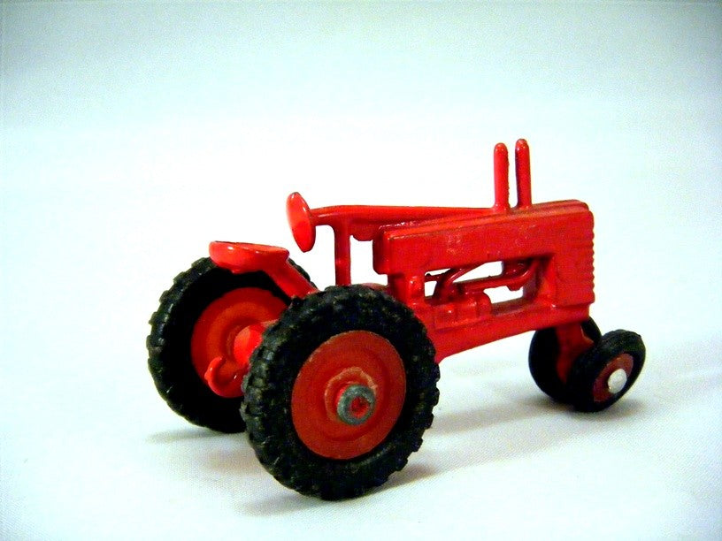 Ertl - Farmall Tractor