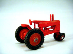 Ertl - Farmall Tractor