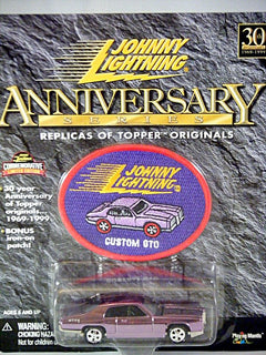 Johnny Lightning 30th Anniversary Pontiac GTO