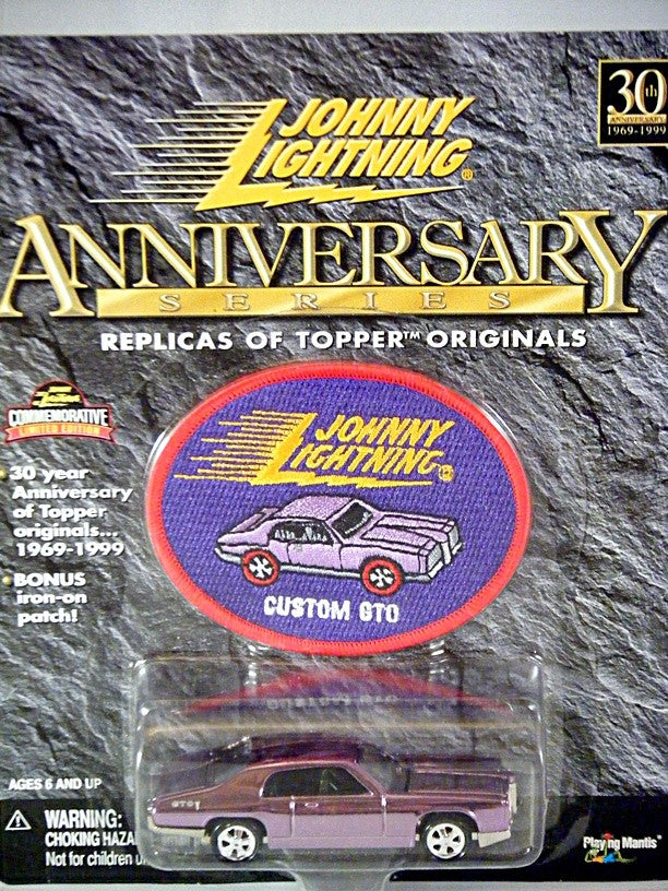 Johnny Lightning 30th Anniversary Pontiac GTO