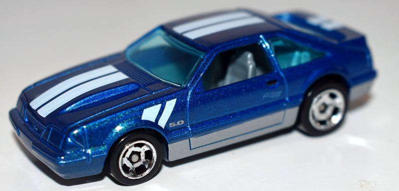Hot Wheels -  1992 Fox Bodied Ford Mustang Coupe-1