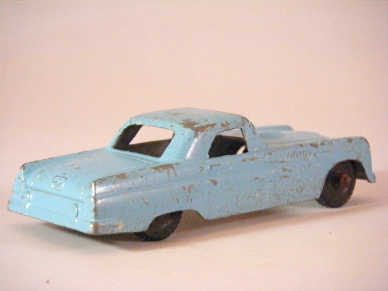 TootsieToy 1955 Ford Thunderbird Coupe