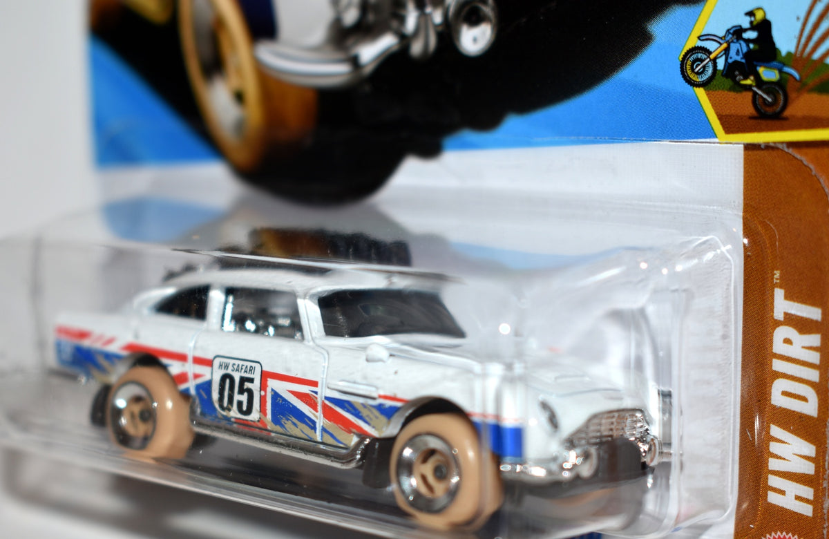 Hot Wheels - New for 2026 - Aston Martin DB5 Safari-2