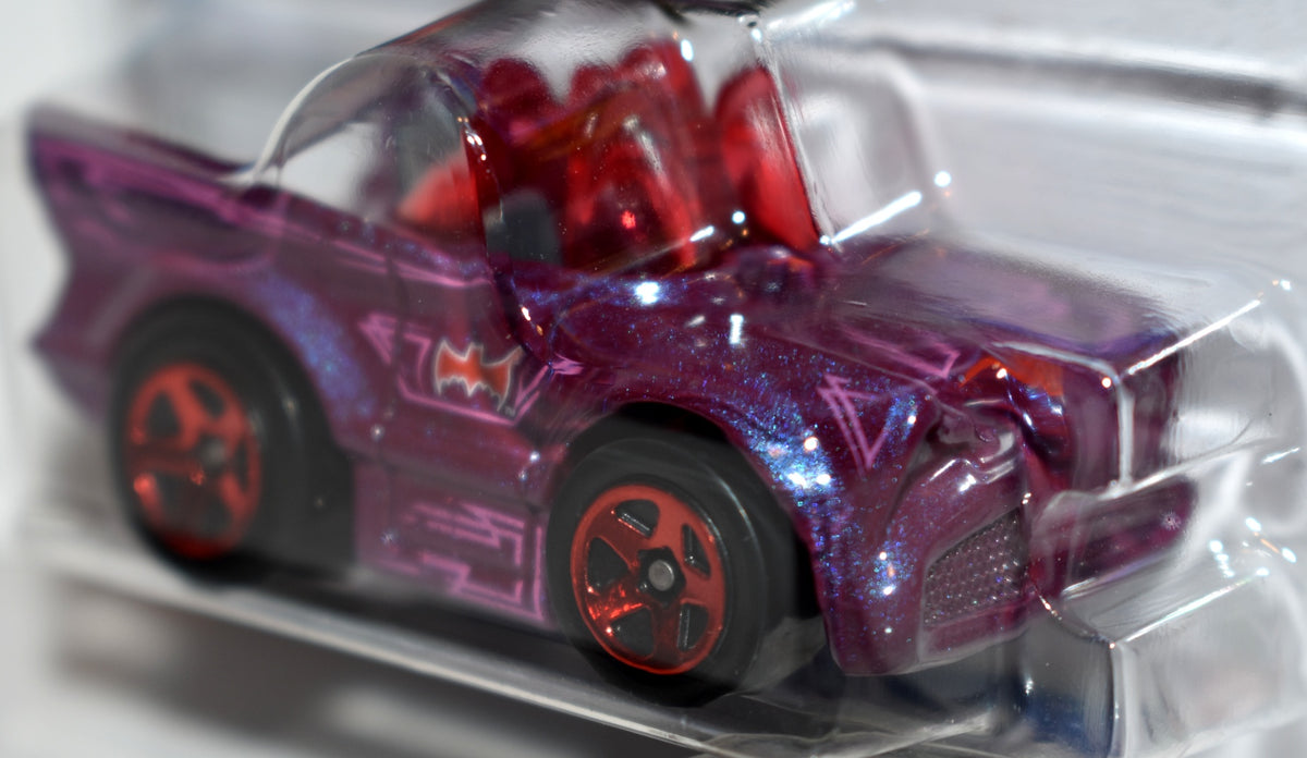 Hot Wheels -  "Tooned" Batmobile-2